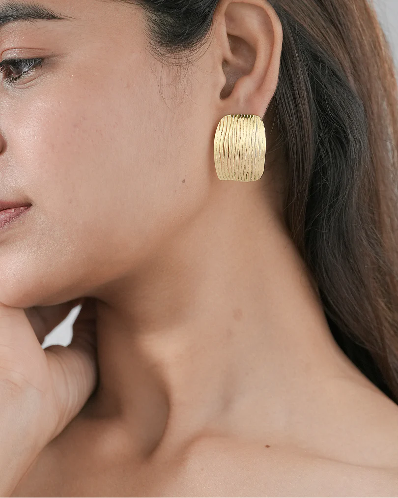 Combo Set of 2: Gold Mini Hearts and Modern Striped Studs - Image 3