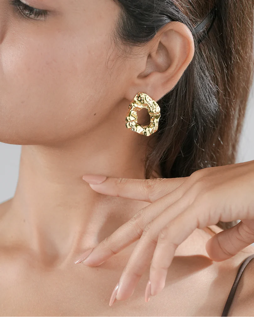 The Nature Collection: Starfish & Textured Hammered Studs (Set of 2) - Image 4